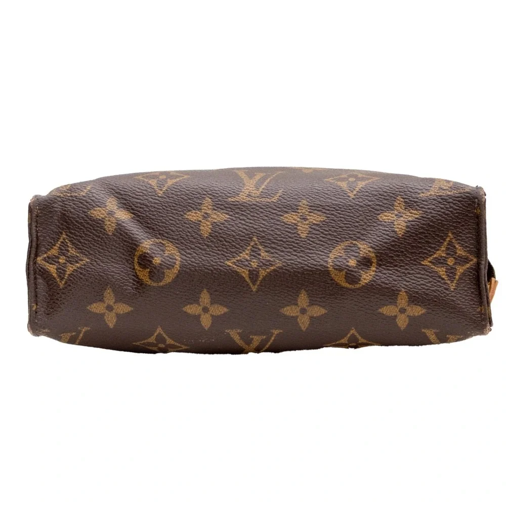 Louis Vuitton auth louis